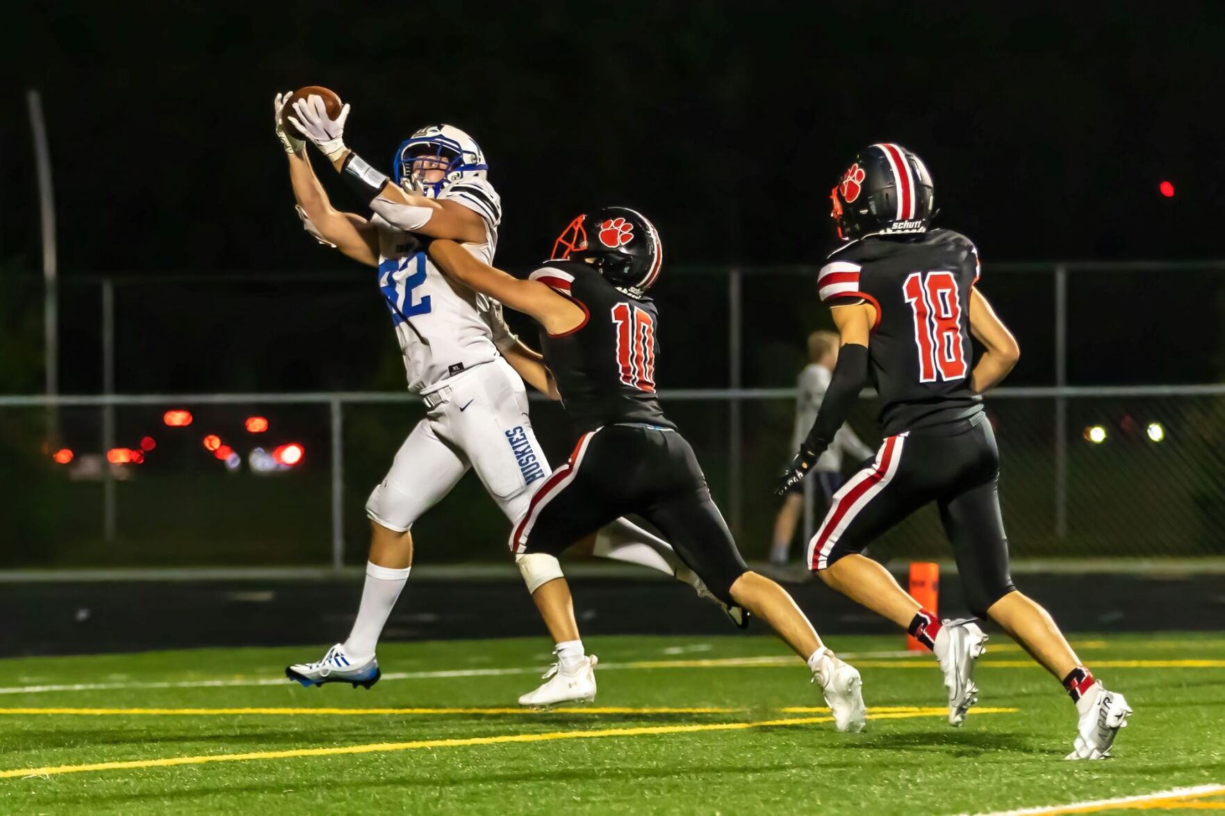 THS vs HHS 22 football_13.jpg